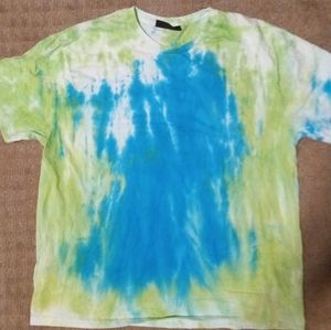 Tie-die T-Shirt men or women size med ( runs big)